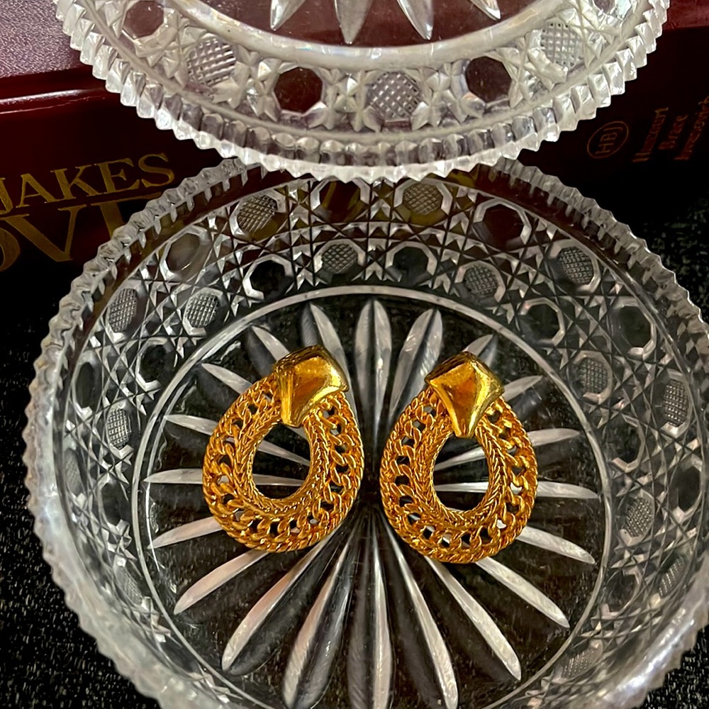 Vintage Gold Plated Chain Teardrop Earring’s